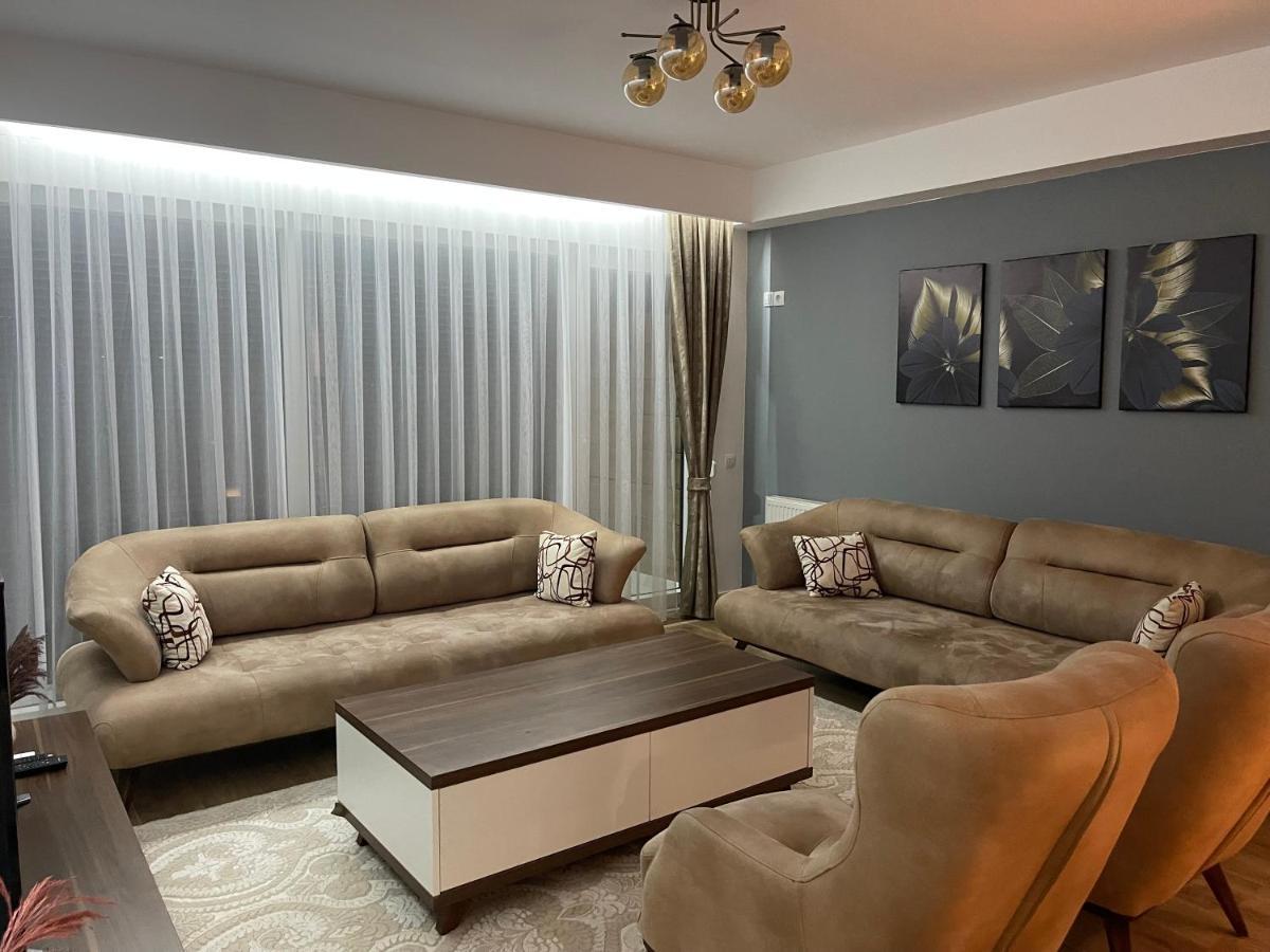 Daf Apartaments Pristina Esterno foto
